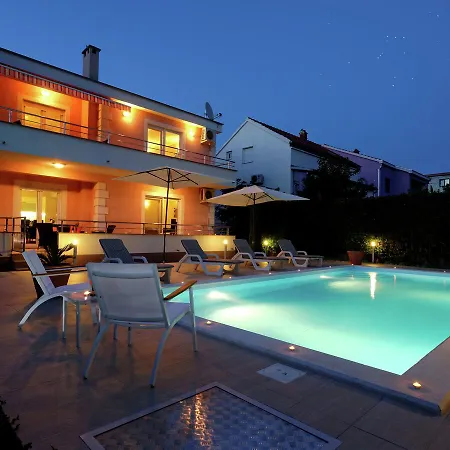 Modern In With Private Swimming Pool Zadar