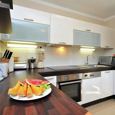 Modern In With Private Swimming Pool Zadar