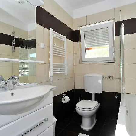 Villa Modern In With Private Swimming Pool *